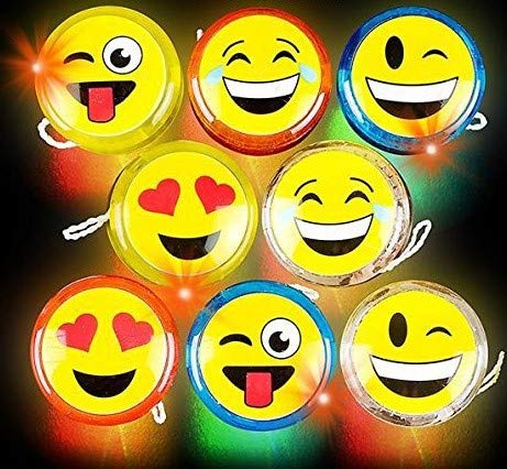 4 X Emoji YoYo Emoticon Light Up Yo Yo Party Favor Classic Toy Children Game Kid 